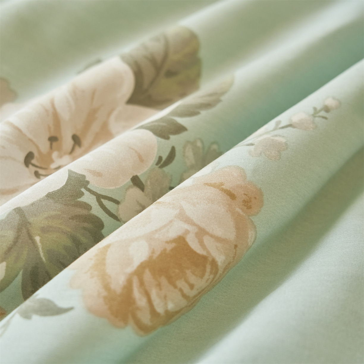 91家纺网 家纺一手货源 找家纺 恬思语家纺 2026春夏新款里外全棉印花棉花夏被空调被夏凉被夏被四件套 仙境繁花