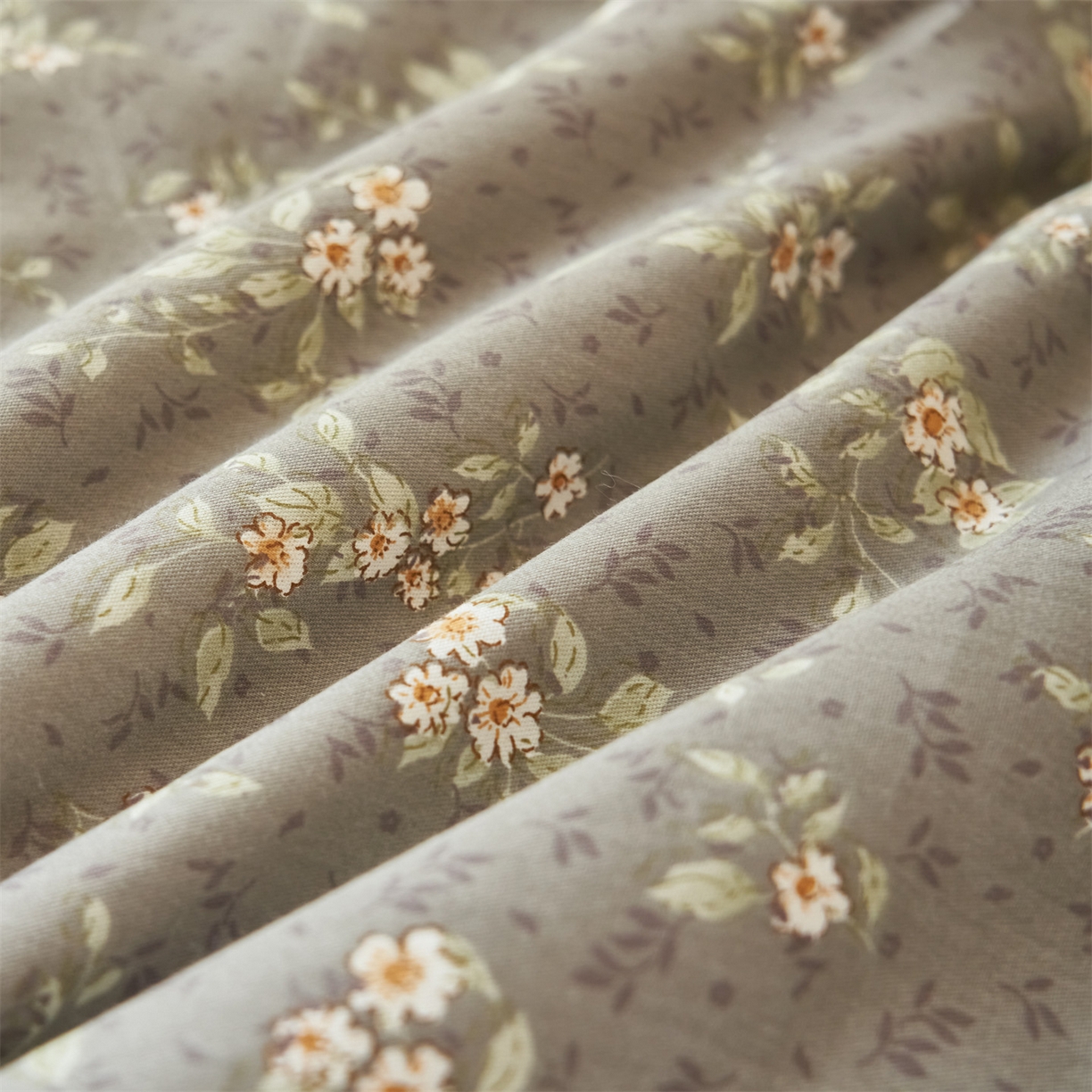 91家纺网 家纺一手货源 找家纺 恬思语家纺 2026春夏新款里外全棉印花棉花夏被空调被夏凉被夏被四件套 艺花坊