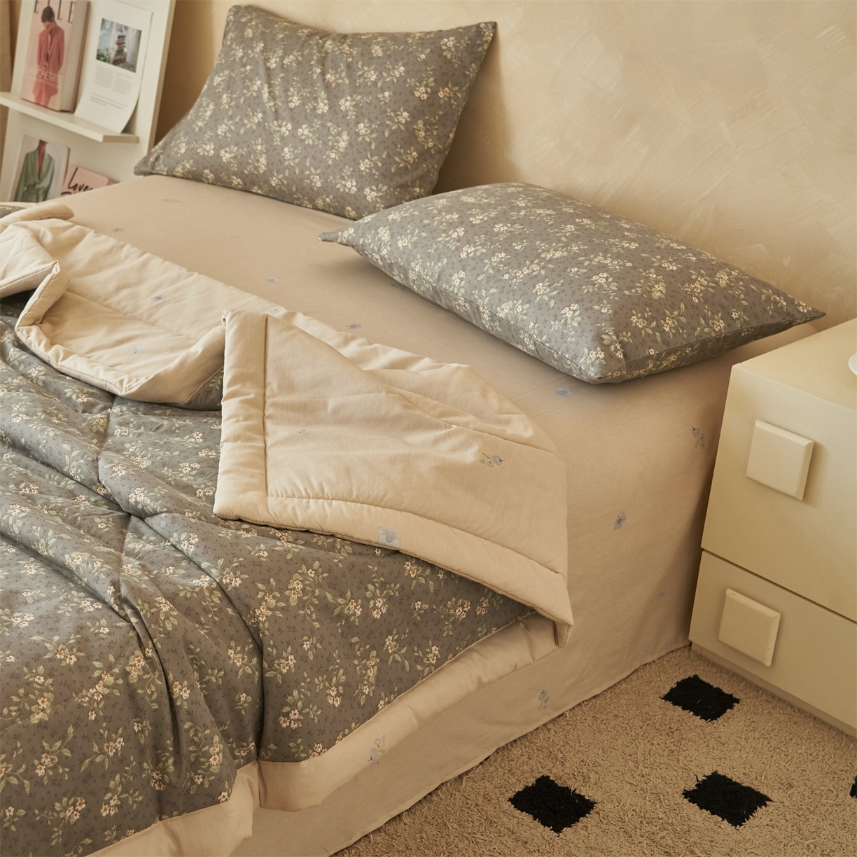 91家纺网 家纺一手货源 找家纺 恬思语家纺 2026春夏新款里外全棉印花棉花夏被空调被夏凉被夏被四件套 艺花坊