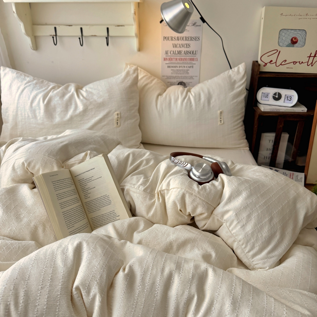 91家纺网 家纺一手货源 找家纺 阿曼达 2026新款简约素色亚麻风纯色无印四件套素然-场景二 素然-米白