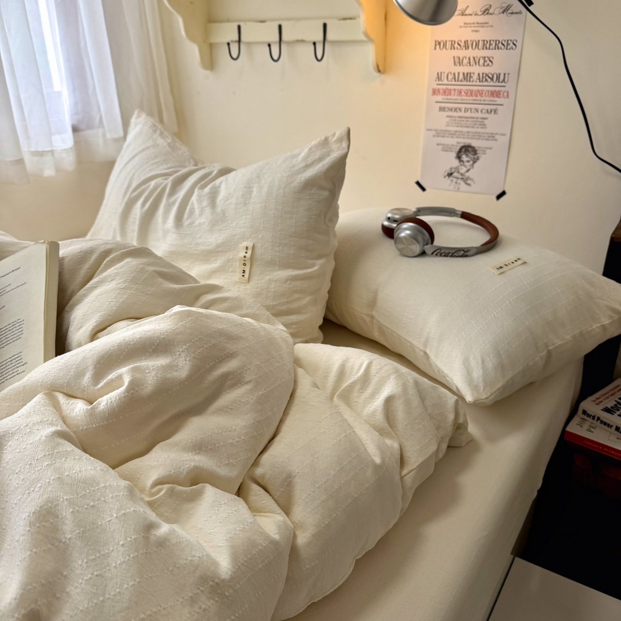 91家纺网 家纺一手货源 找家纺 阿曼达 2026新款简约素色亚麻风纯色无印四件套素然-场景二 素然-米白