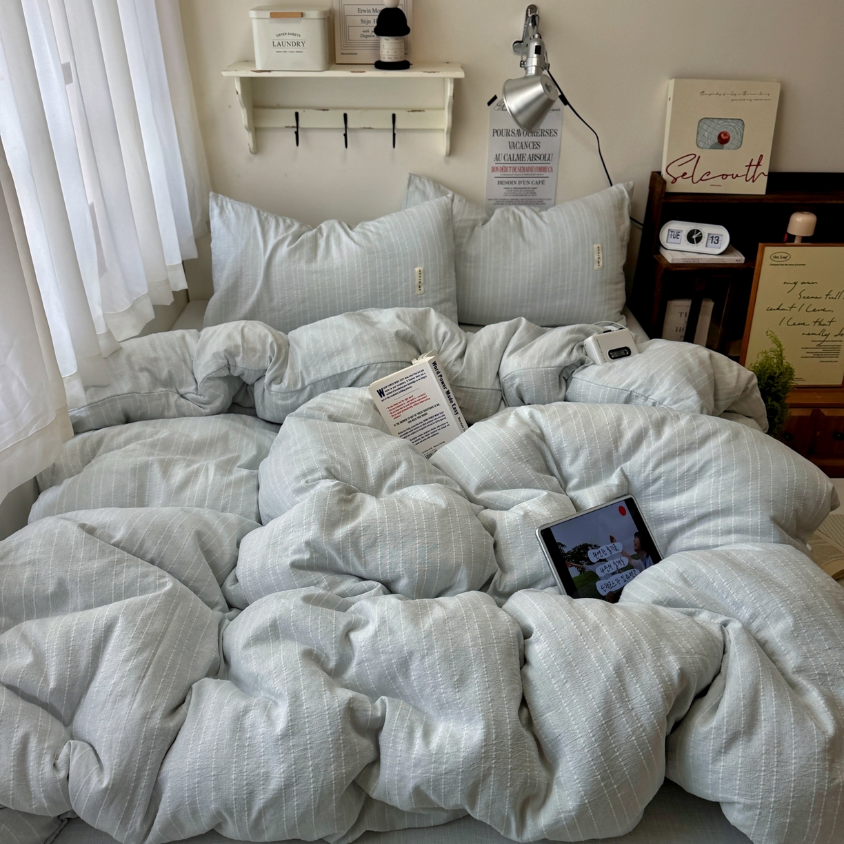 91家纺网 家纺一手货源 找家纺 阿曼达 2026新款简约素色亚麻风纯色无印四件套素然-场景二 素然-浅兰灰