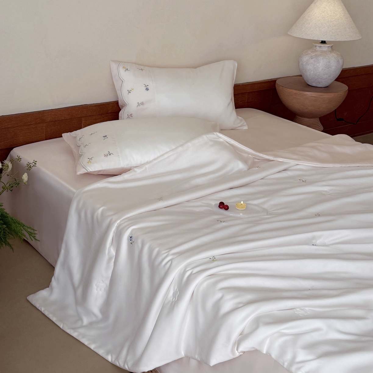 91家纺网 家纺一手货源 找家纺 （总）鹿班家居 2026新款天丝刺绣夏被夏凉被空调被-椿见（标准会员-20元）