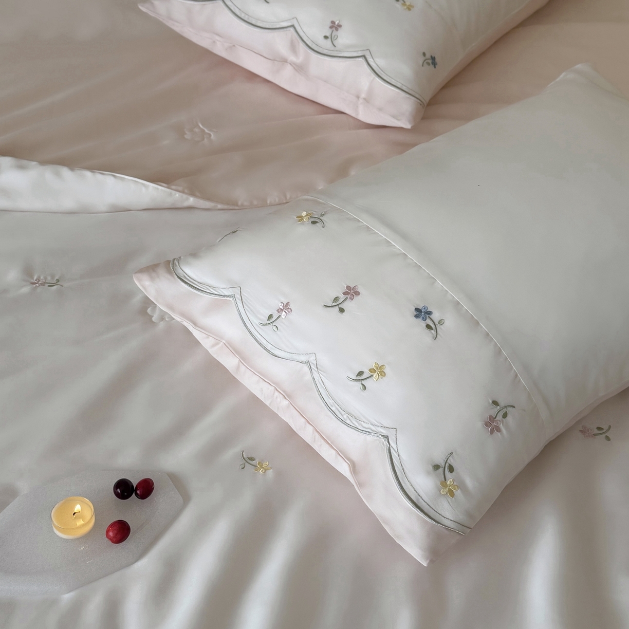 91家纺网 家纺一手货源 找家纺 （总）鹿班家居 2026新款天丝刺绣夏被夏凉被空调被-椿见（标准会员-20元）