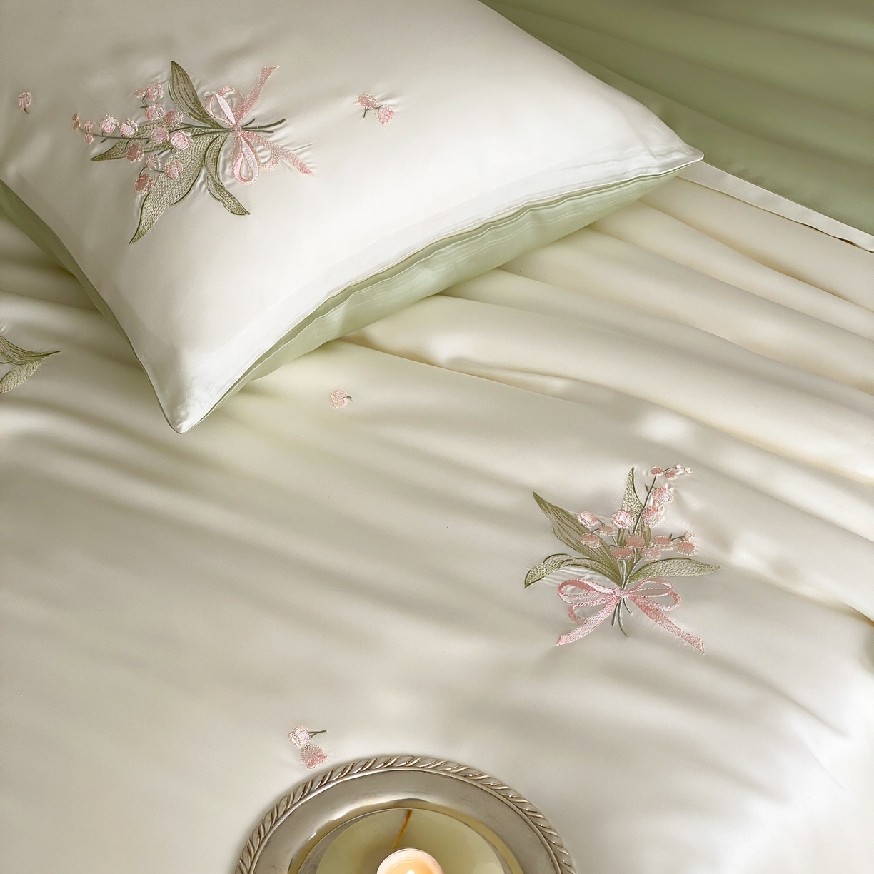 91家纺网 家纺一手货源 找家纺 云栖家居 2026款60支兰精天丝四件套-小香玲 小香铃-绿