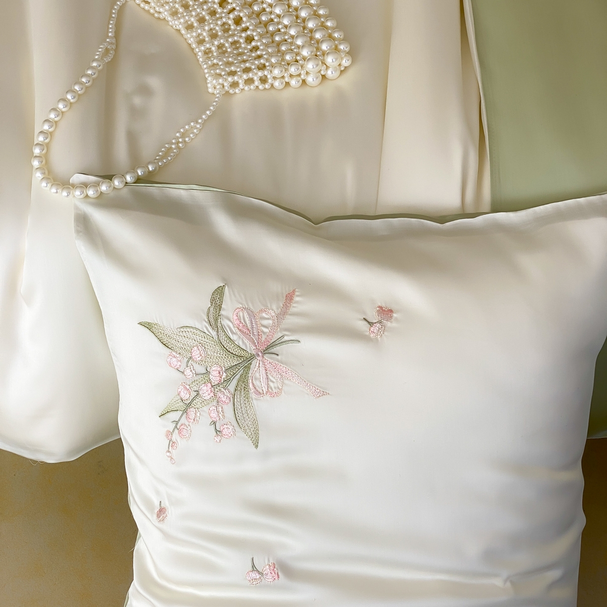 91家纺网 家纺一手货源 找家纺 云栖家居 2026款60支兰精天丝四件套-小香玲 小香铃-绿