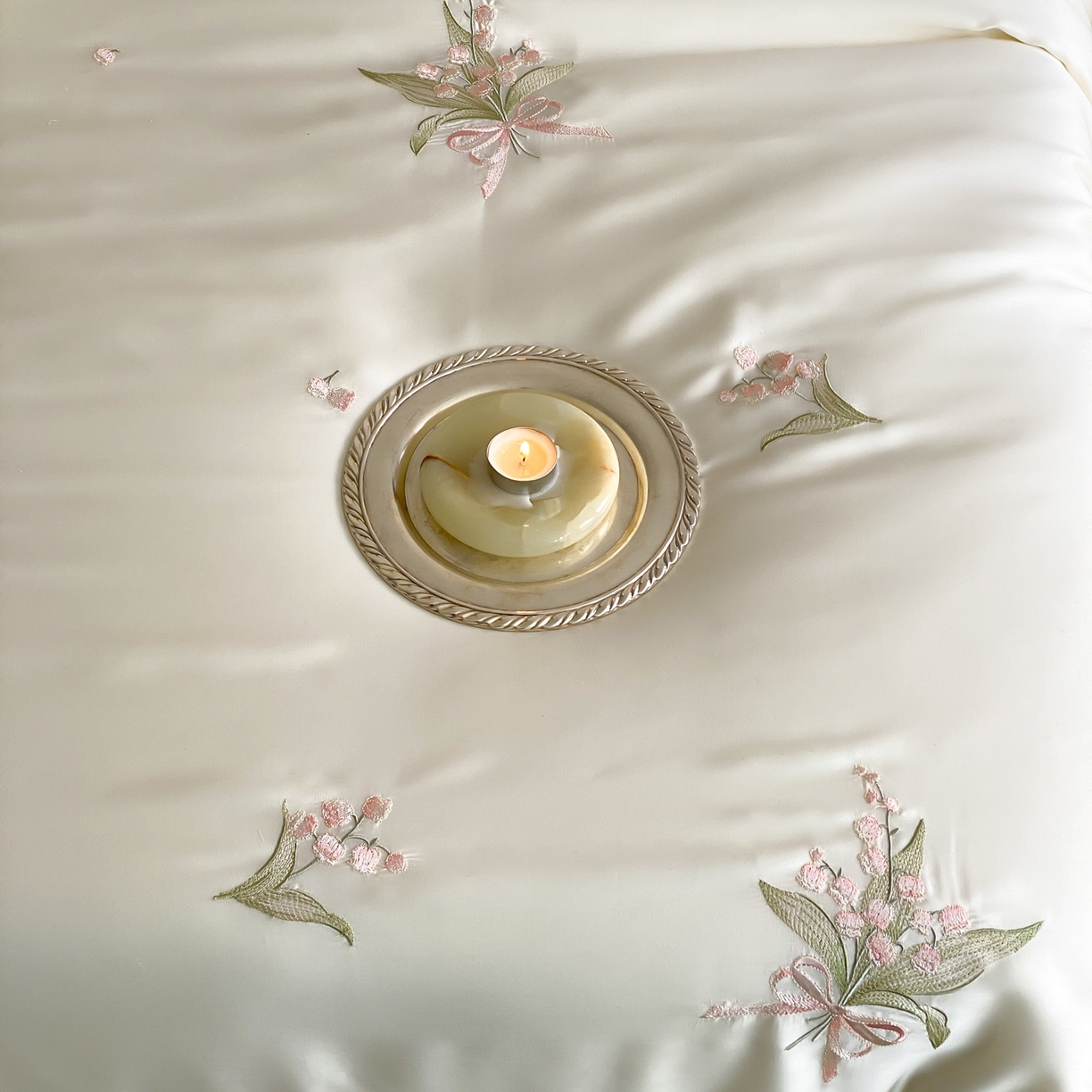 91家纺网 家纺一手货源 找家纺 云栖家居 2026款60支兰精天丝四件套-小香玲 小香铃-绿