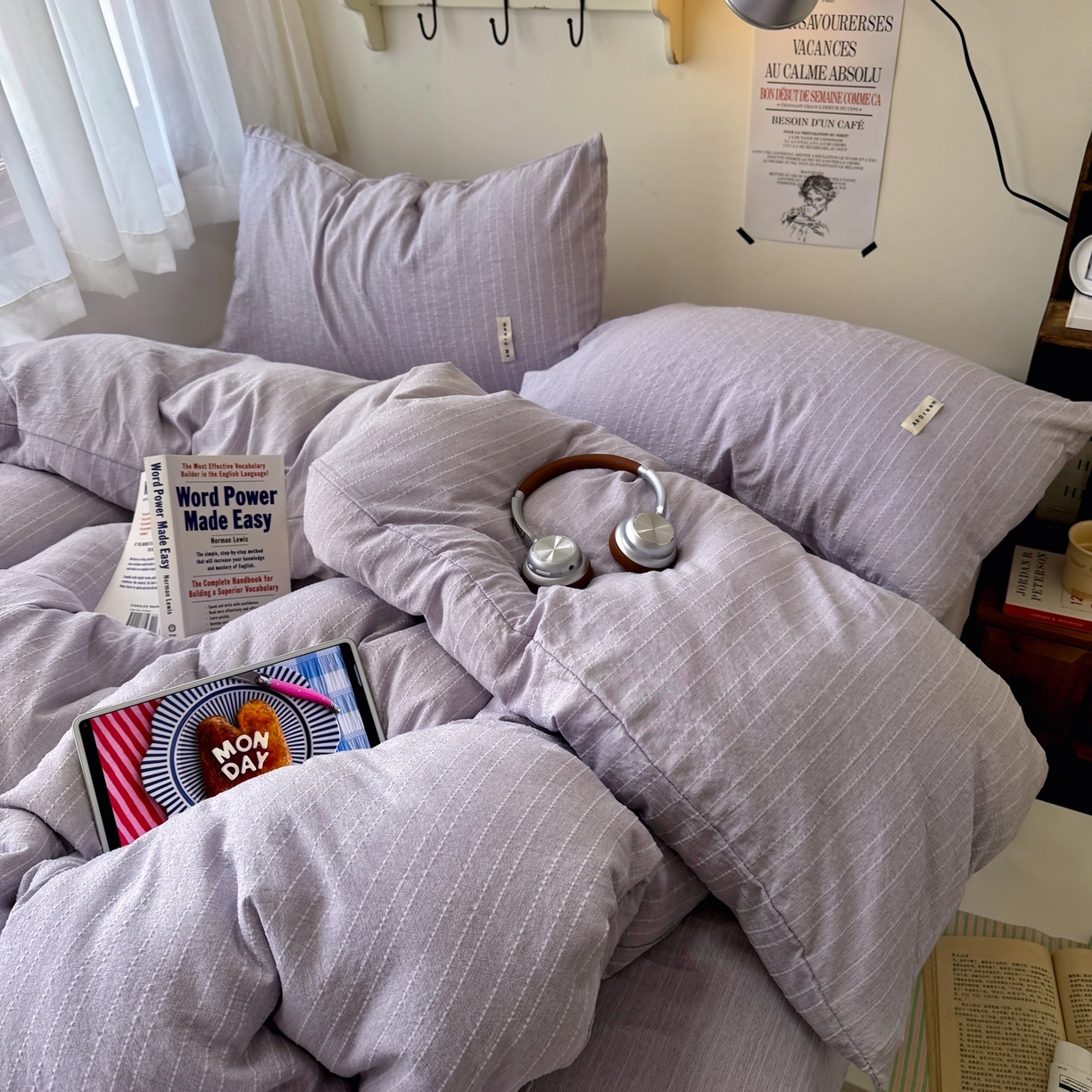 91家纺网 家纺一手货源 找家纺 阿曼达 2026新款简约素色亚麻风纯色无印四件套素然-场景二 素然-浅紫