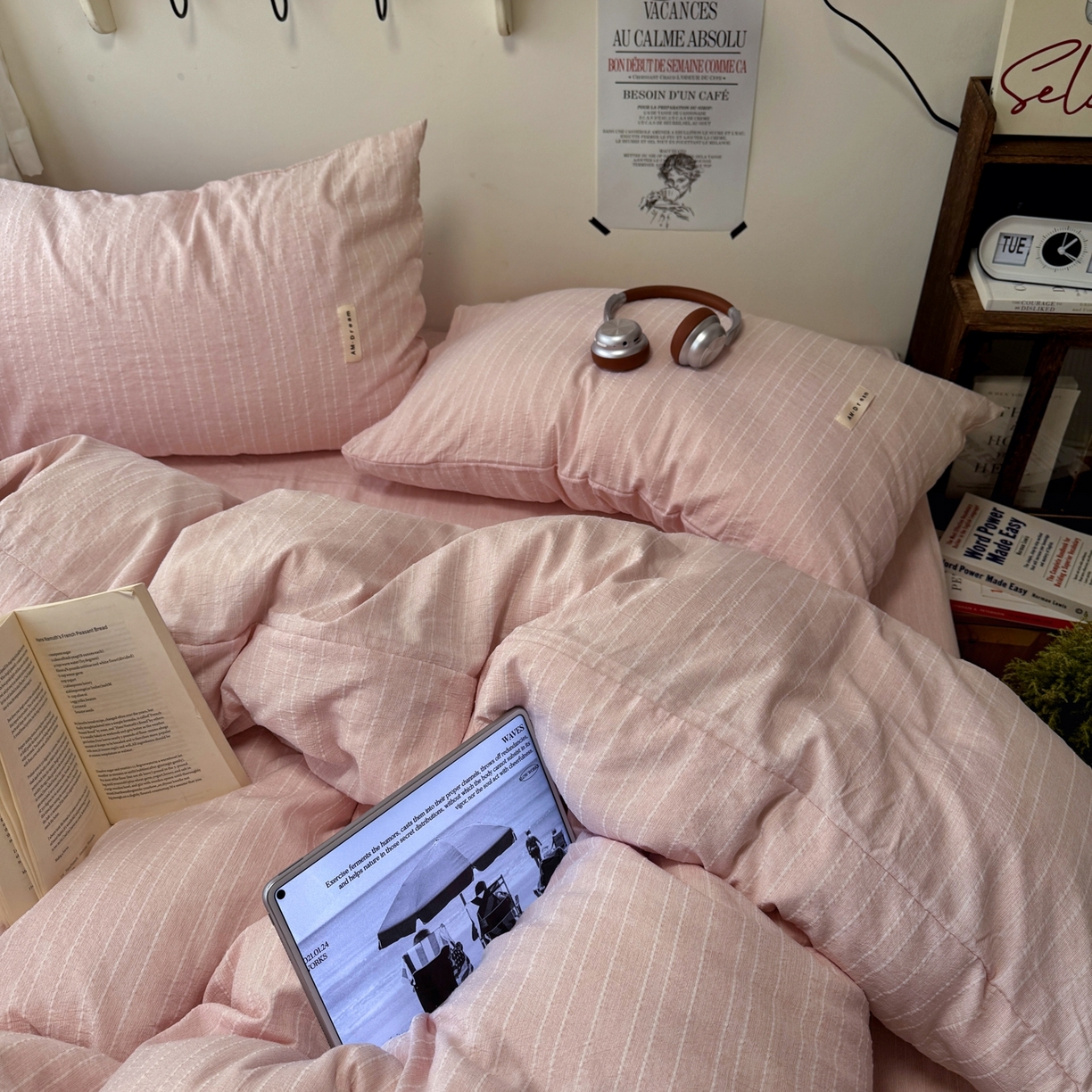 91家纺网 家纺一手货源 找家纺 阿曼达 2026新款简约素色亚麻风纯色无印四件套素然-场景二 素然-玉色