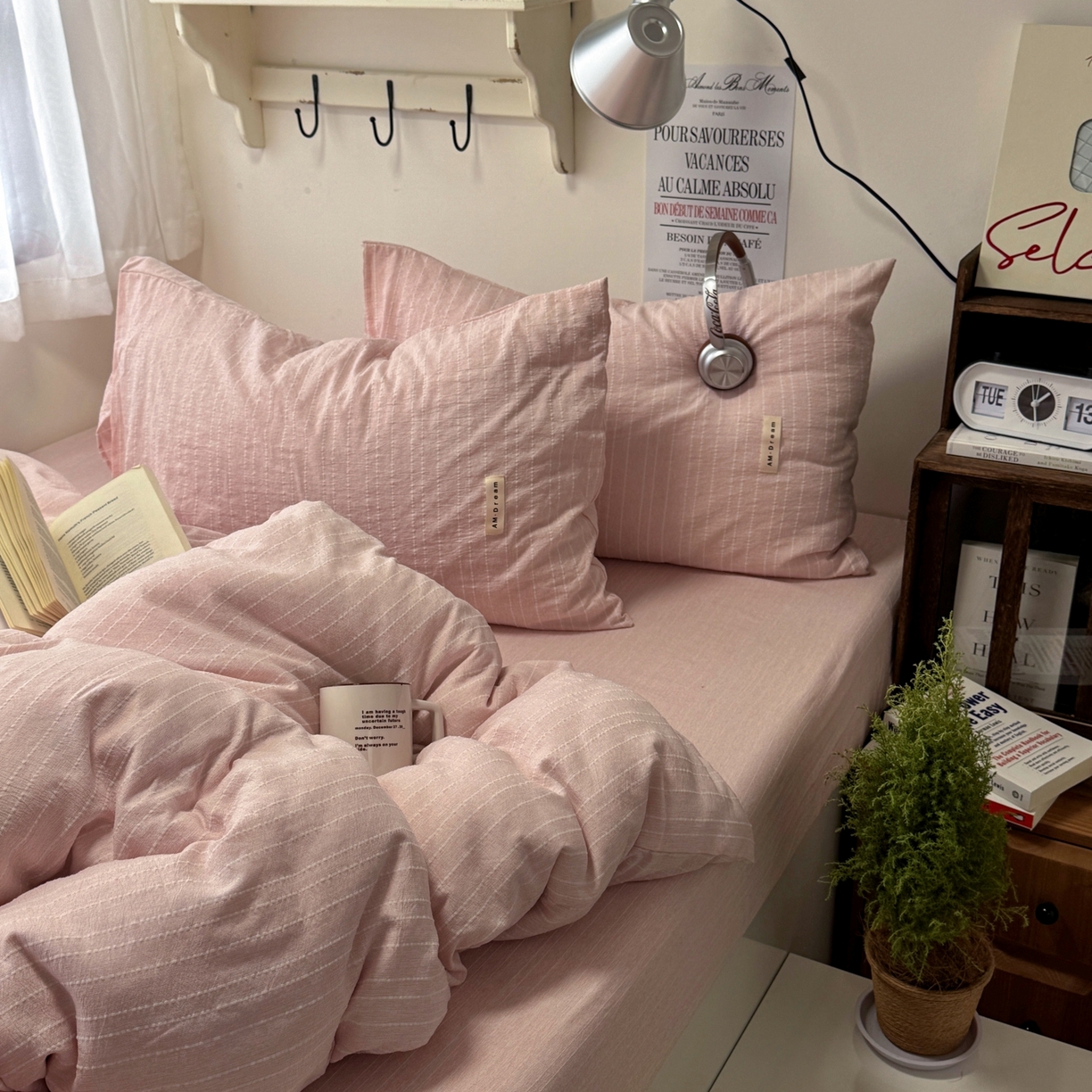 91家纺网 家纺一手货源 找家纺 阿曼达 2026新款简约素色亚麻风纯色无印四件套素然-场景二 素然-玉色