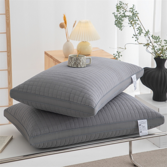 91家纺网 家纺一手货源 找家纺 （总）仁宇枕业 2026新款简约跑量实惠款绗绣四方格单边双边舒适枕头枕芯