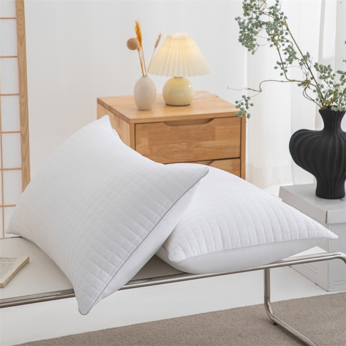 91家纺网 家纺一手货源 找家纺 仁宇枕业 2026新款简约跑量实惠款绗绣四方格单边双边舒适枕头枕芯 简约格子舒适枕-白色