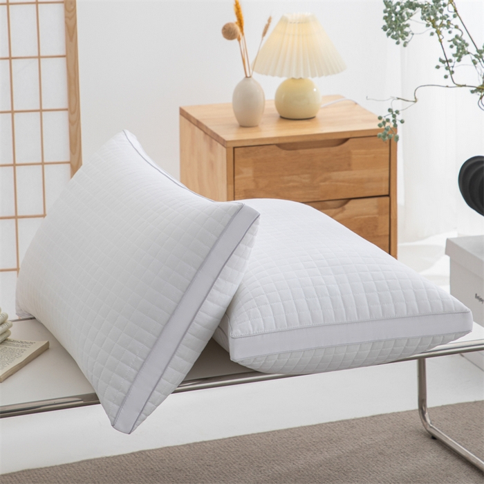91家纺网 家纺一手货源 找家纺 仁宇枕业 2026新款简约跑量实惠款绗绣四方格单边双边舒适枕头枕芯 简约格子舒适枕-白色