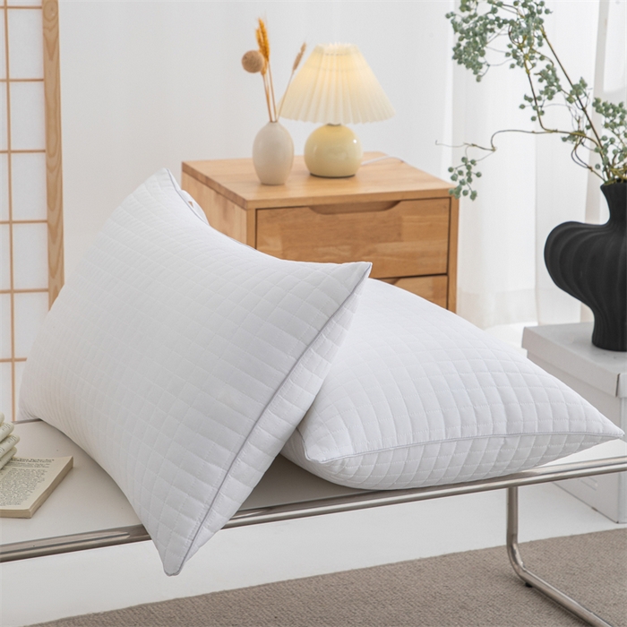 91家纺网 家纺一手货源 找家纺 仁宇枕业 2026新款简约跑量实惠款绗绣四方格单边双边舒适枕头枕芯 简约格子舒适枕-白色