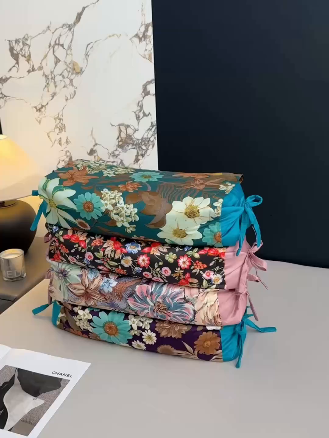 91家纺网 家纺一手货源 找家纺 仁宇枕业 2026新款新品全棉长绒棉花开富贵系列全荞麦枕头枕芯 花开富贵系列荞麦枕-蓝色百合