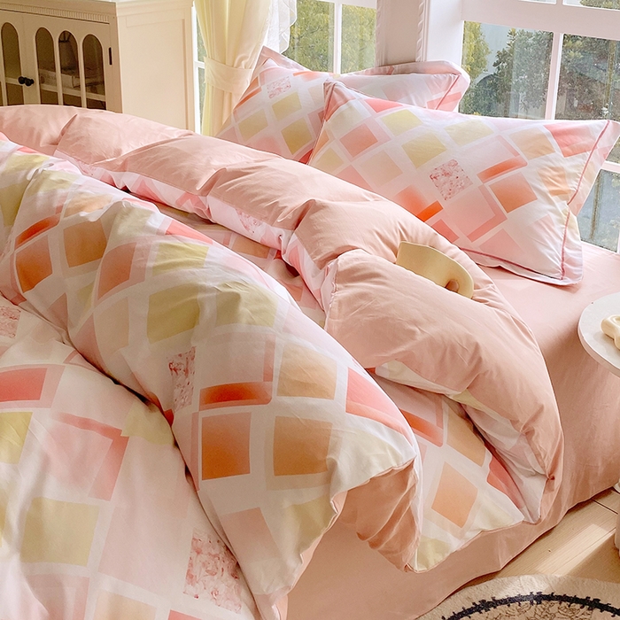 91家纺网 家纺一手货源 找家纺 星期三家纺 2026春夏新款铂金全棉纯棉13372印花四件套 布鲁斯-红