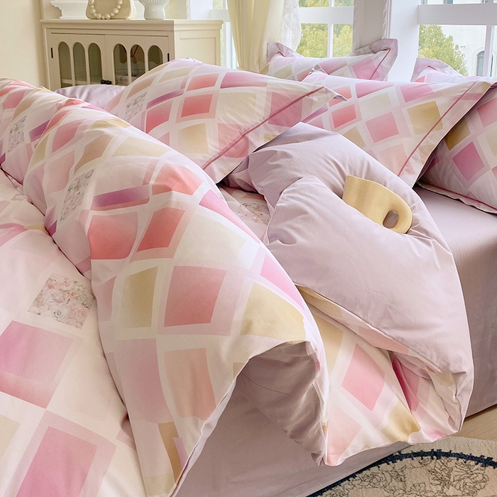 91家纺网 家纺一手货源 找家纺 星期三家纺 2026春夏新款铂金全棉纯棉13372印花四件套 布鲁斯-紫