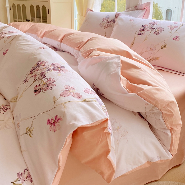 91家纺网 家纺一手货源 找家纺 星期三家纺 2026春夏新款铂金全棉纯棉13372印花四件套 花盈-粉