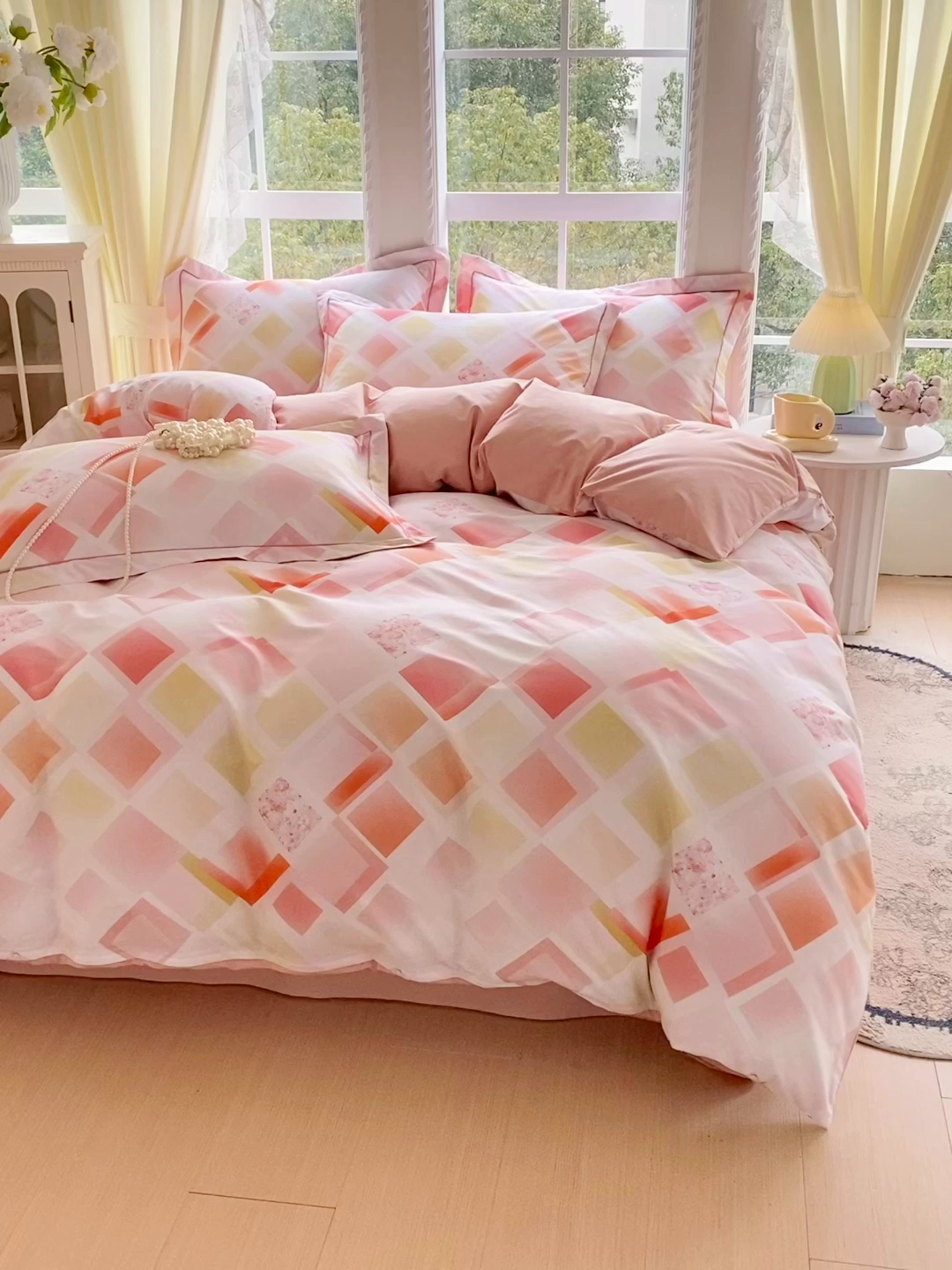 91家纺网 家纺一手货源 找家纺 星期三家纺 2026春夏新款铂金全棉纯棉13372印花四件套 布鲁斯-红