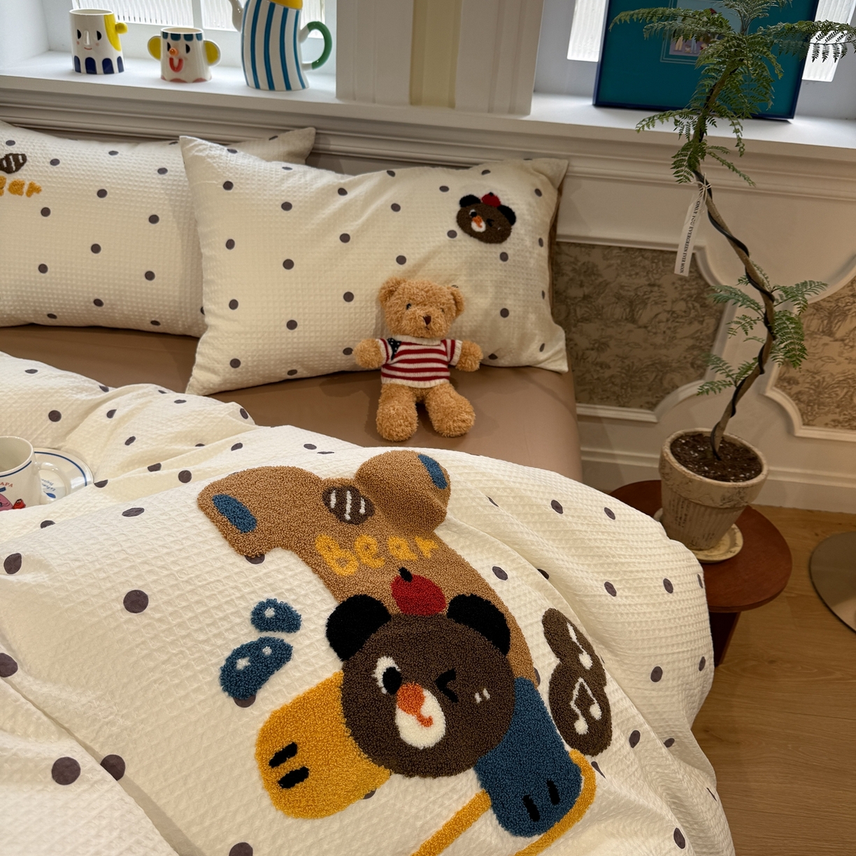 91家纺网 家纺一手货源 找家纺 珺柔家纺 2026新款卡通华夫格毛巾绣四件套 倒立小熊