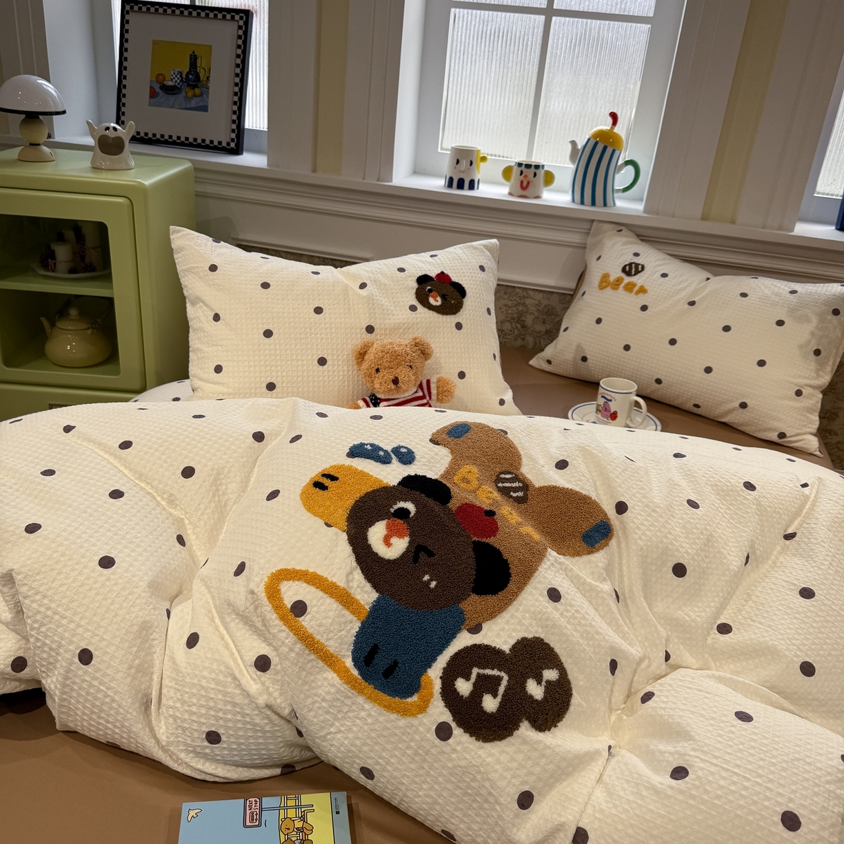 91家纺网 家纺一手货源 找家纺 珺柔家纺 2026新款卡通华夫格毛巾绣四件套 倒立小熊