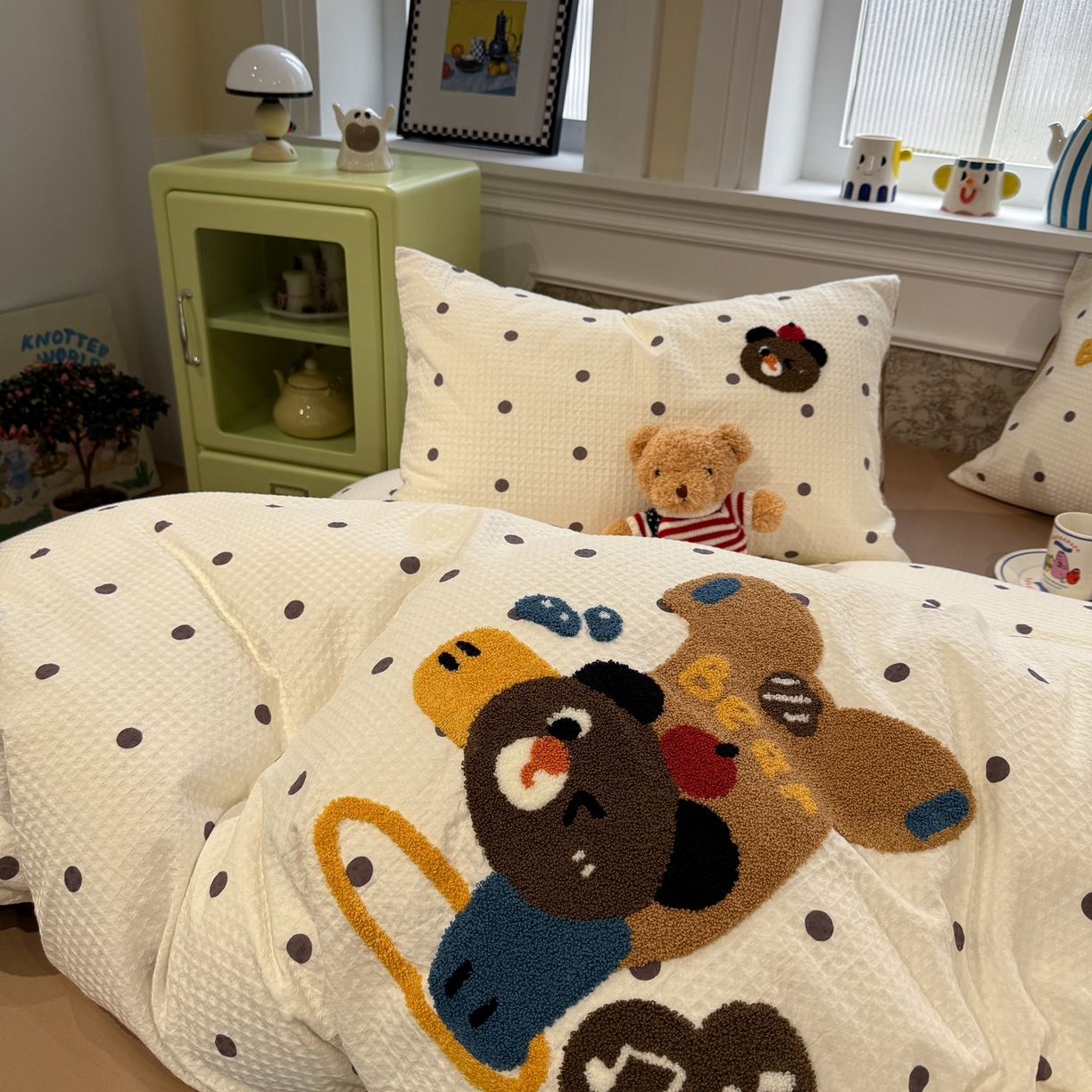 91家纺网 家纺一手货源 找家纺 珺柔家纺 2026新款卡通华夫格毛巾绣四件套 倒立小熊