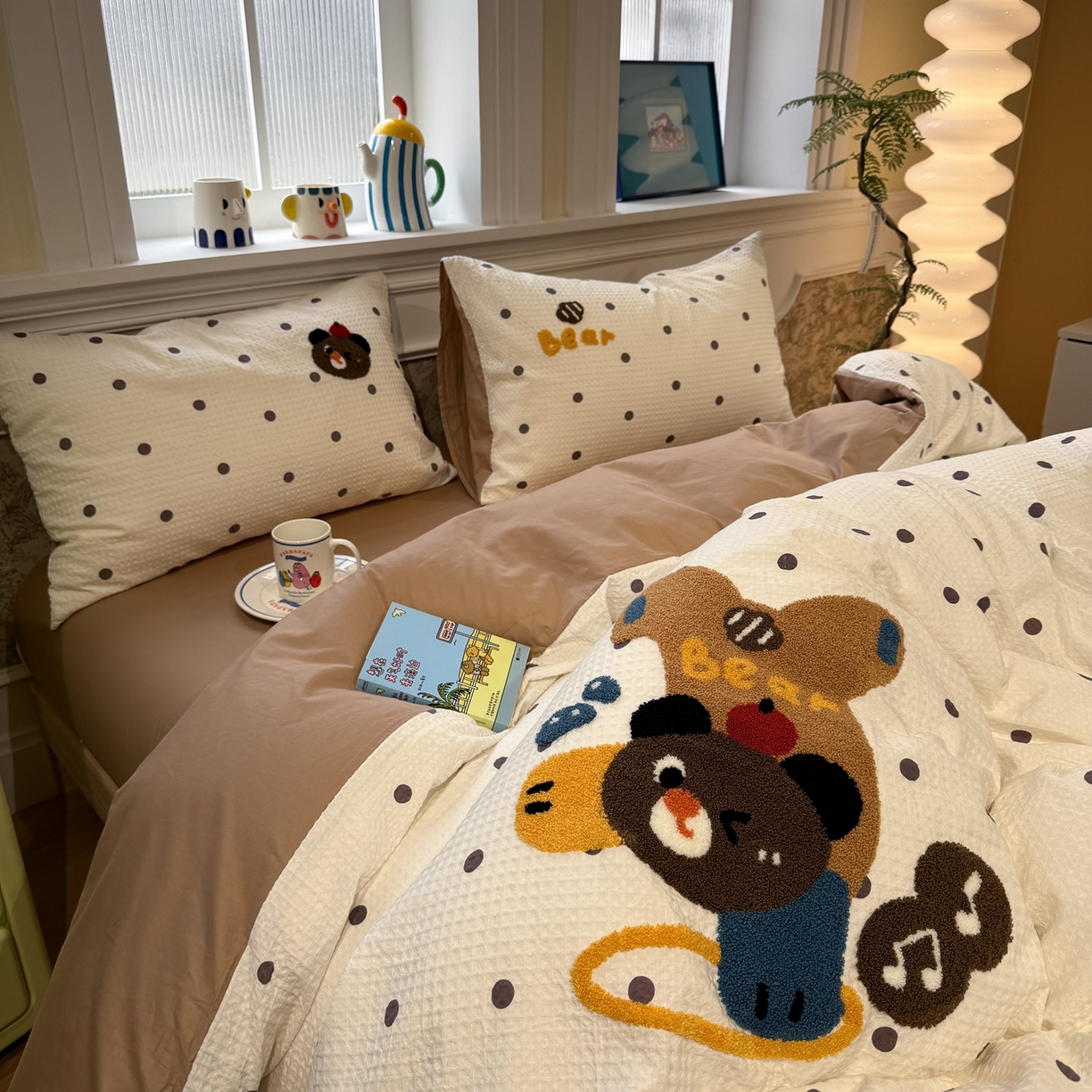 91家纺网 家纺一手货源 找家纺 珺柔家纺 2026新款卡通华夫格毛巾绣四件套 倒立小熊