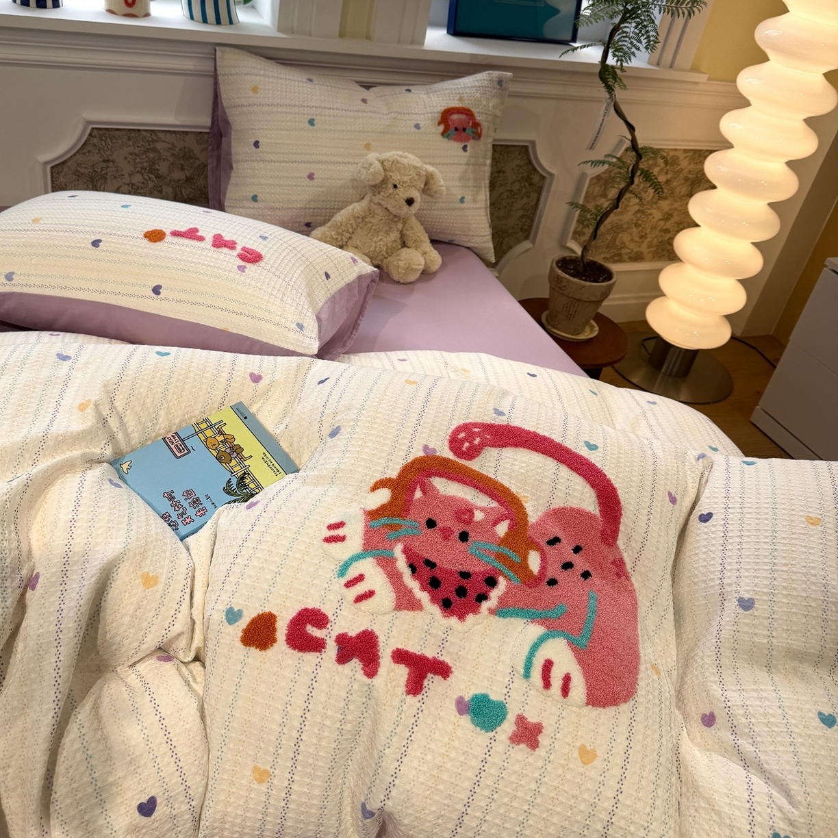 91家纺网 家纺一手货源 找家纺 珺柔家纺 2026新款卡通华夫格毛巾绣四件套 音乐小猫