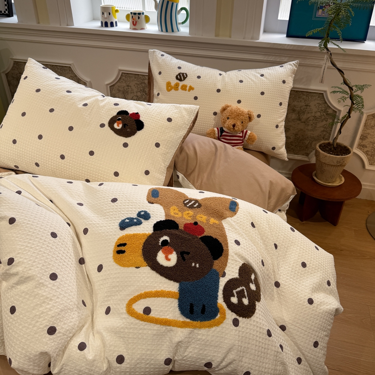 91家纺网 家纺一手货源 找家纺 珺柔家纺 2026新款卡通华夫格毛巾绣四件套 倒立小熊