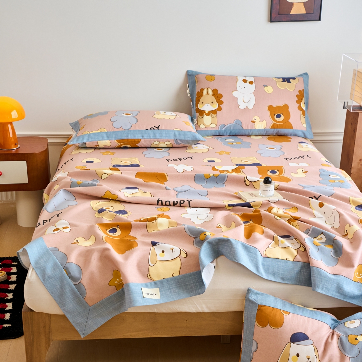 91家纺网 家纺一手货源 找家纺 春皖家纺 2026新款全棉老粗布工艺款单床单床单单件 快乐熊