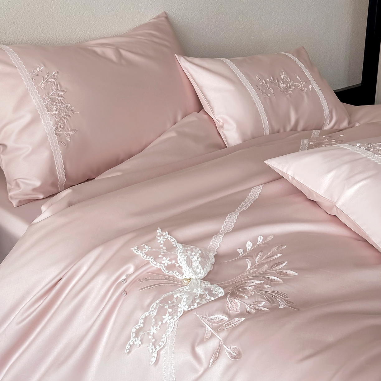 91家纺网 家纺一手货源 找家纺 （总）极简 2026新款长绒棉全棉纯棉四件套蕾丝花叙