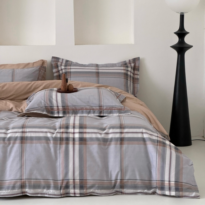 91家纺网 家纺一手货源 找家纺 薏思家纺 2026春夏新款全棉纯棉铂金棉数码印花四件套 印象都市灰