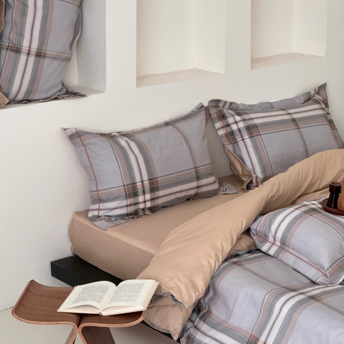 91家纺网 家纺一手货源 找家纺 薏思家纺 2026春夏新款全棉纯棉铂金棉数码印花四件套 印象都市灰