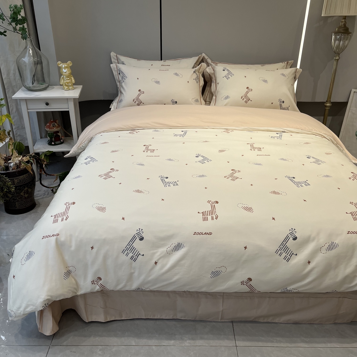 91家纺网 家纺一手货源 找家纺 薏思家纺 2026春夏新款全棉纯棉铂金棉数码印花四件套 斑马