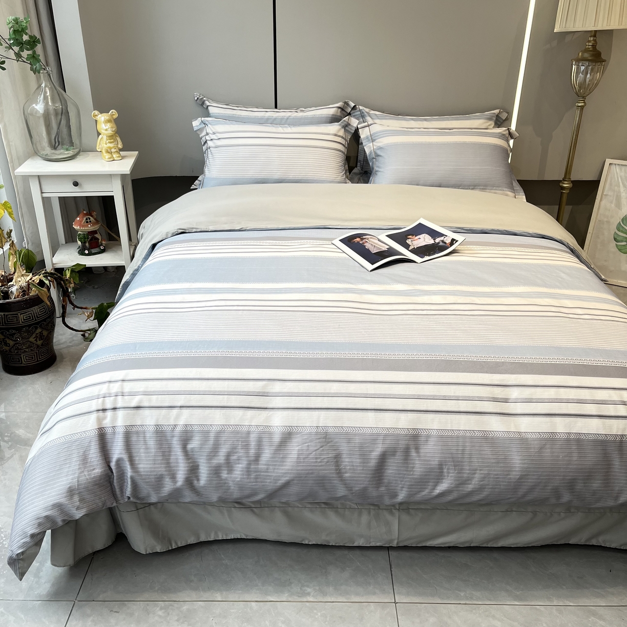 91家纺网 家纺一手货源 找家纺 薏思家纺 2026春夏新款全棉纯棉铂金棉数码印花四件套 暮光蓝