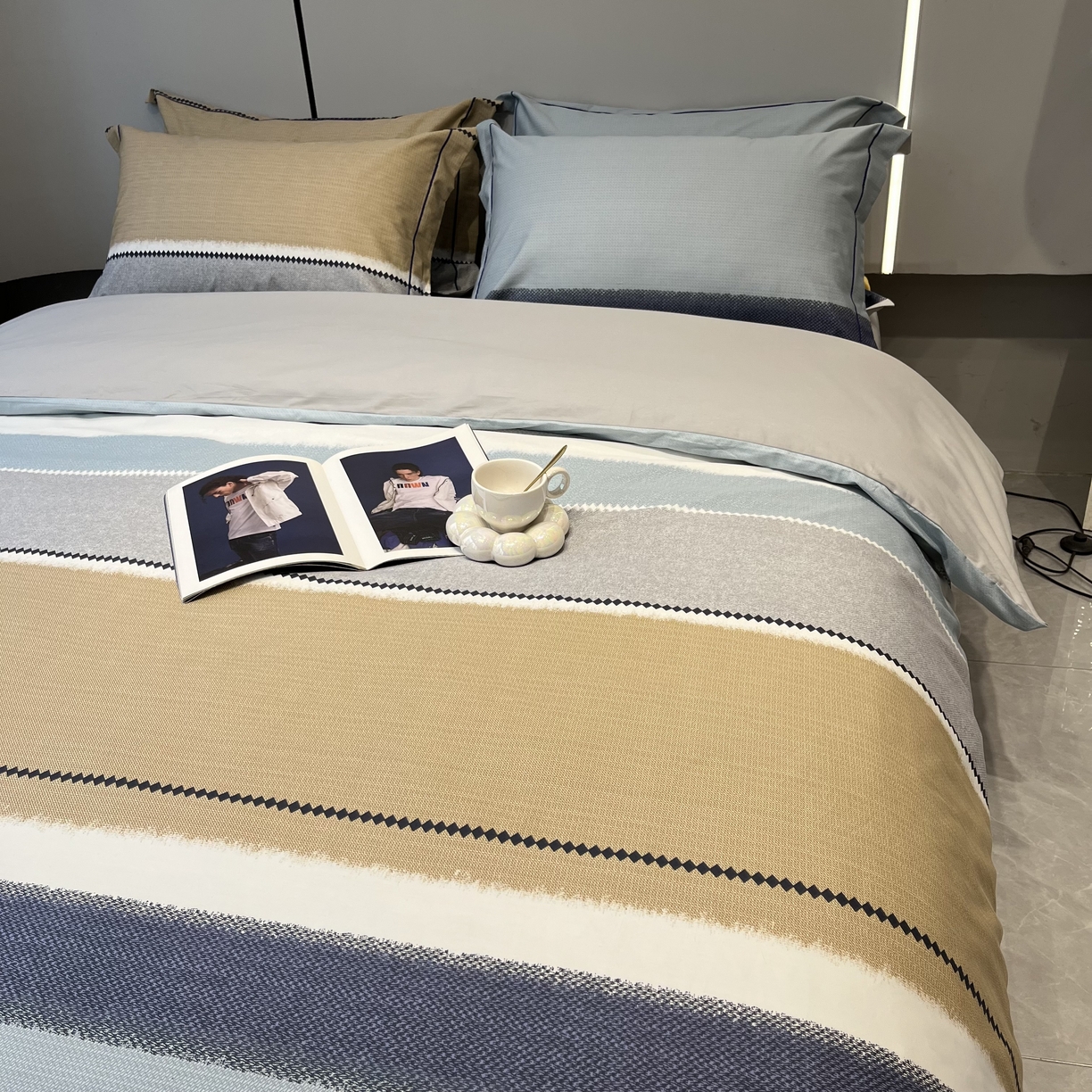 91家纺网 家纺一手货源 找家纺 薏思家纺 2026春夏新款全棉纯棉铂金棉数码印花四件套 云舒