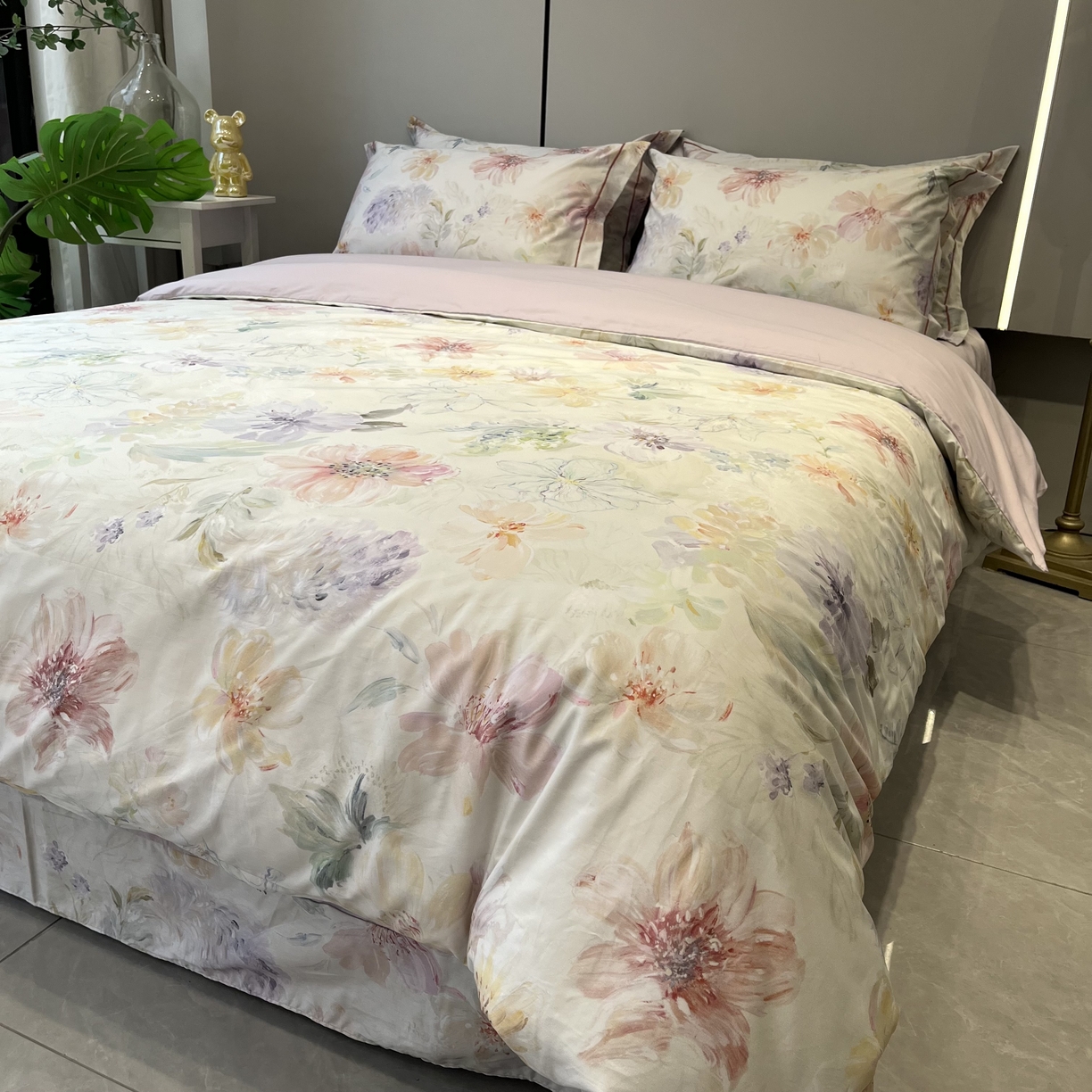 91家纺网 家纺一手货源 找家纺 薏思家纺 2026春夏新款全棉纯棉铂金棉数码印花四件套 满庭香