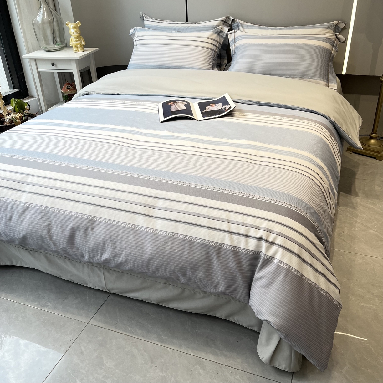 91家纺网 家纺一手货源 找家纺 薏思家纺 2026春夏新款全棉纯棉铂金棉数码印花四件套 暮光蓝