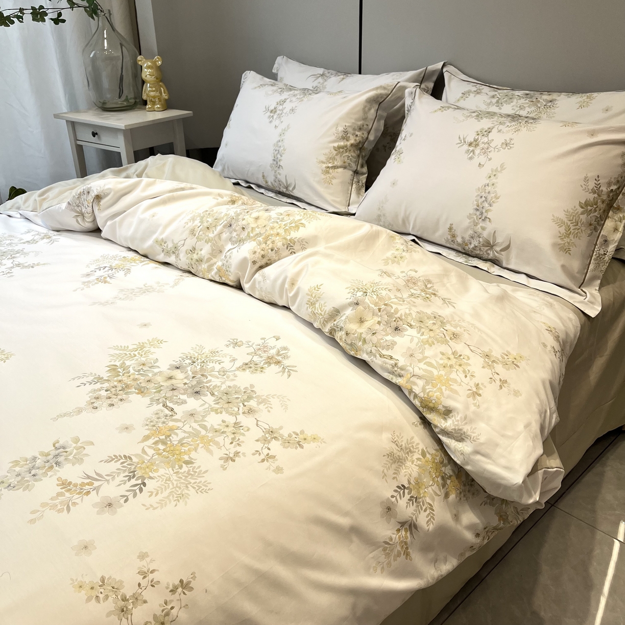 91家纺网 家纺一手货源 找家纺 薏思家纺 2026春夏新款全棉纯棉铂金棉数码印花四件套 浅枝漫