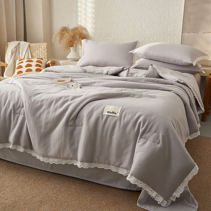 91家纺网 家纺一手货源 找家纺 晨曦家纺 2026新款水洗棉花边大豆夏被四件套夏被-雏菊 雏菊-典雅灰