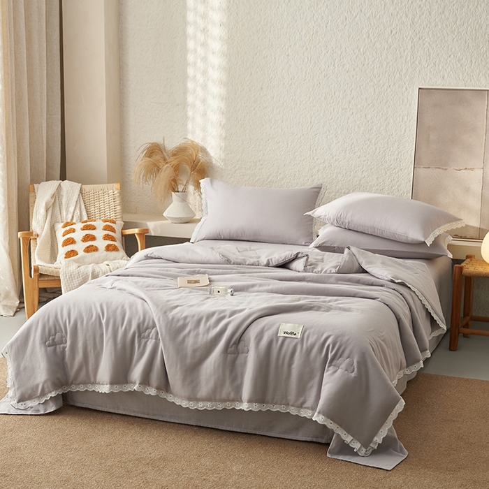 91家纺网 家纺一手货源 找家纺 晨曦家纺 2026新款水洗棉花边大豆夏被四件套夏被-雏菊 雏菊-典雅灰