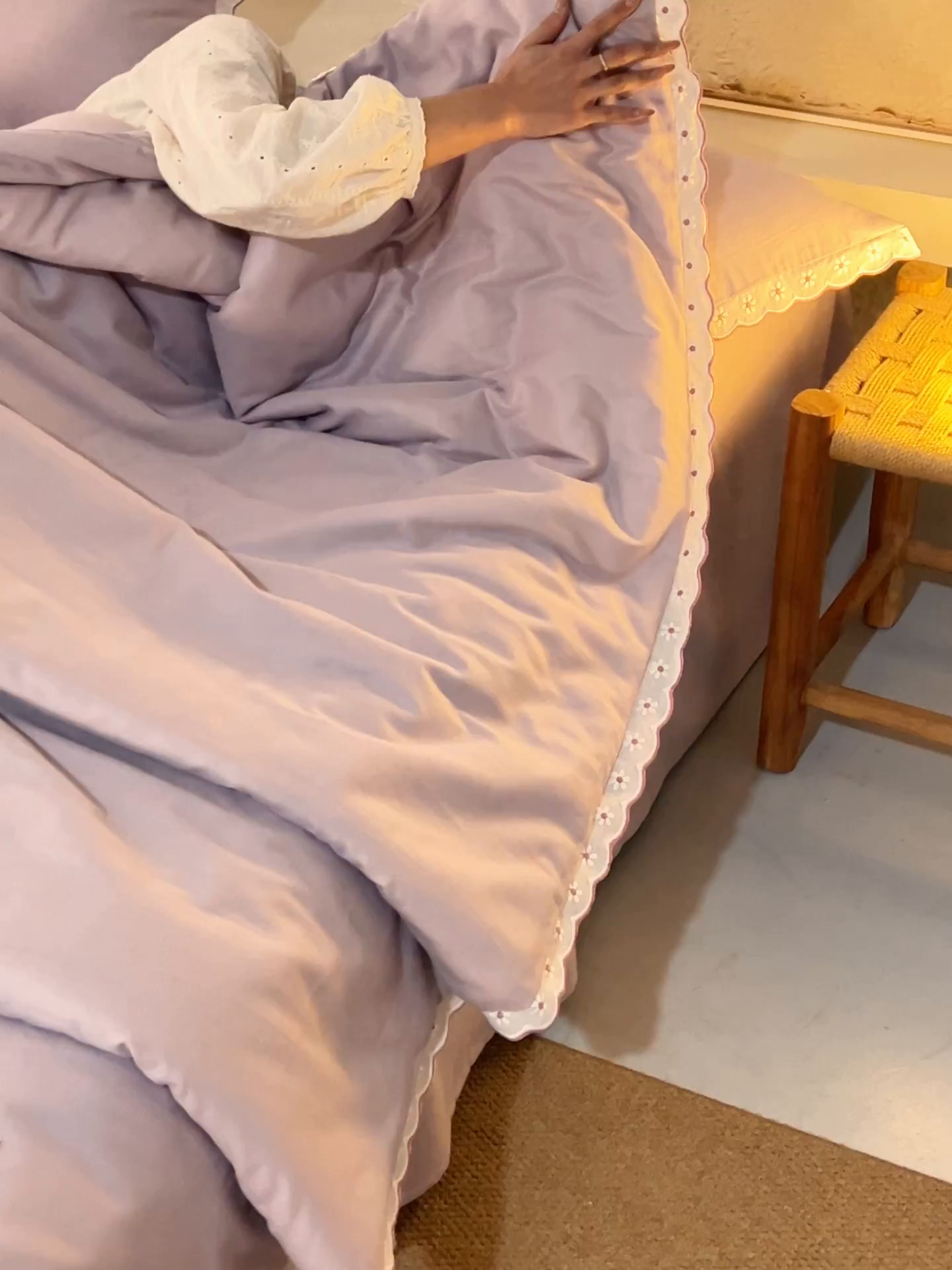 91家纺网 家纺一手货源 找家纺 晨曦家纺 2026新款水洗棉花边大豆夏被四件套夏被-雏菊 雏菊-风信紫