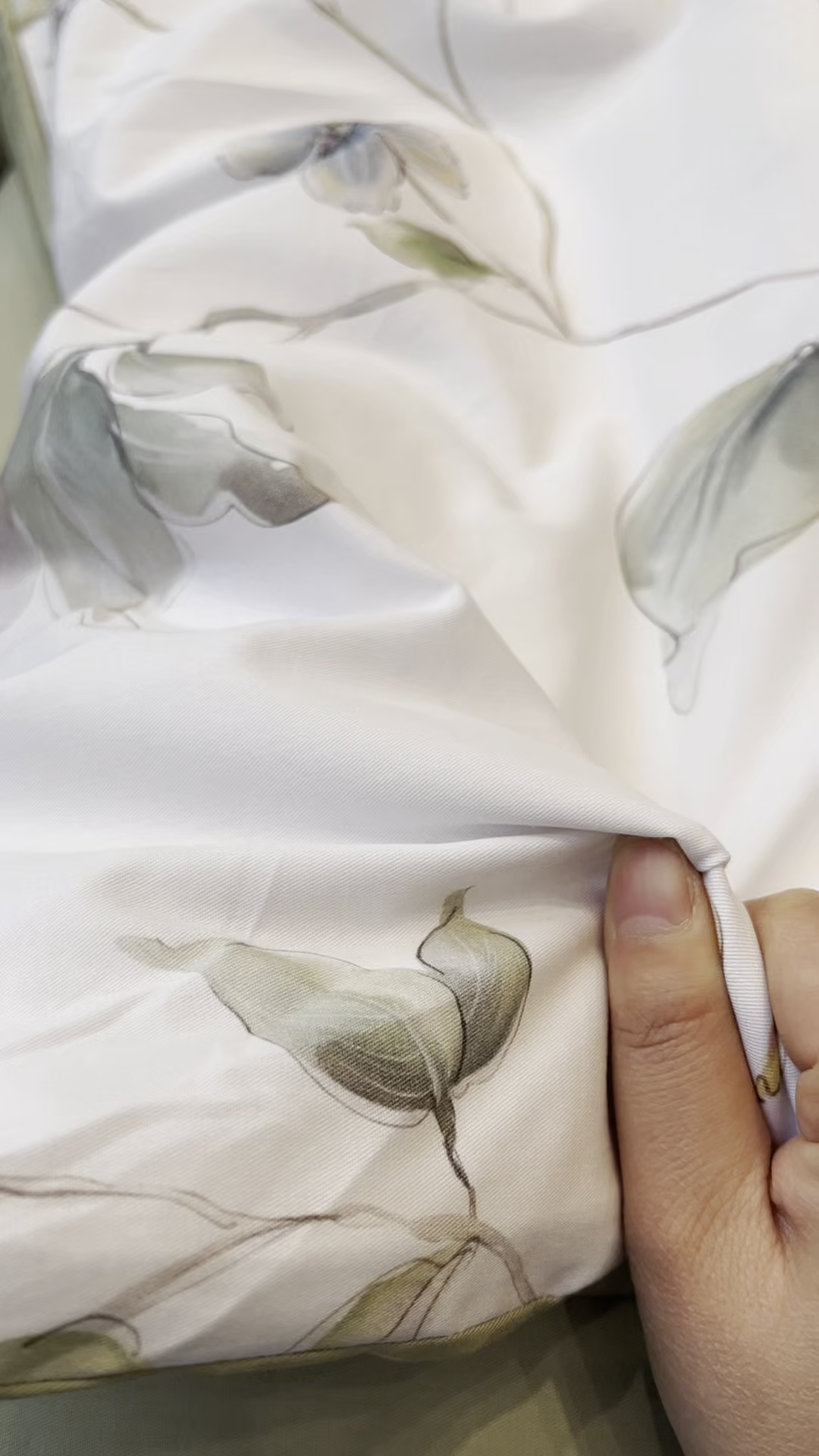 91家纺网 家纺一手货源 找家纺 薏思家纺 2026春夏新款全棉纯棉铂金棉数码印花四件套 风之韵米