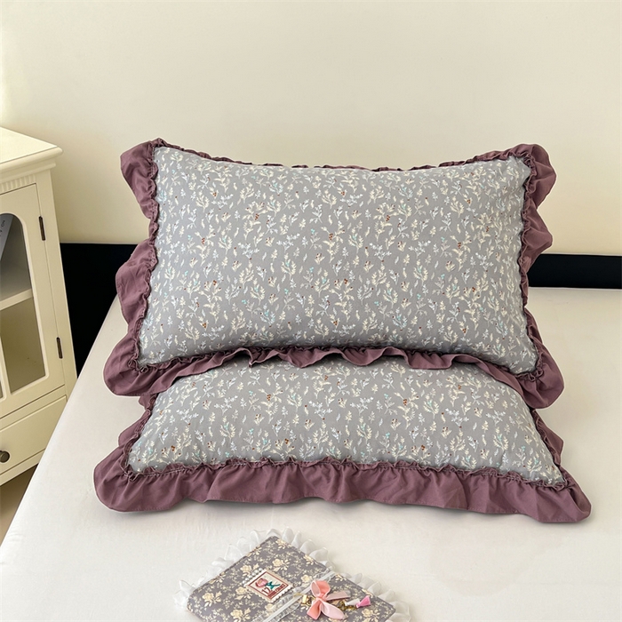 91家纺网 家纺一手货源 找家纺 圣比熊 2026新款A类云朵棉法式压花边枕套宿舍单人单只一只装枕芯48x74cm内胆套 叶之间（法式压花边）