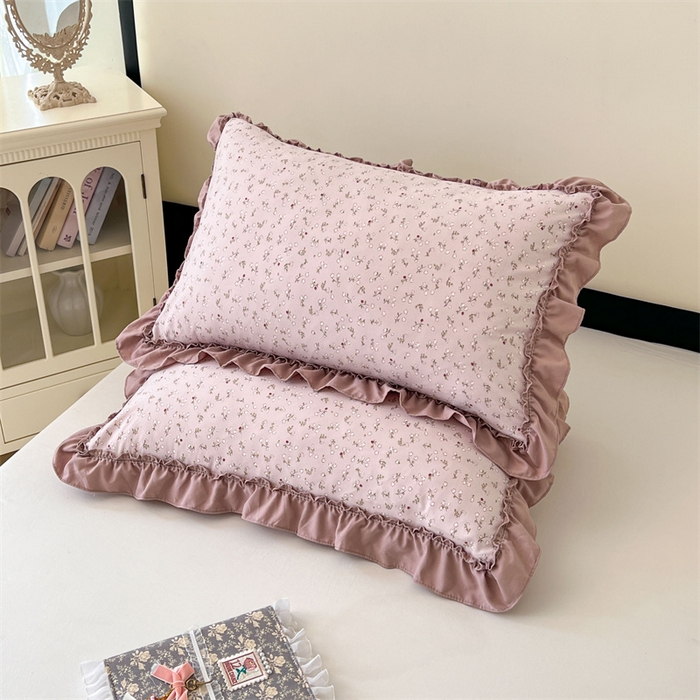 91家纺网 家纺一手货源 找家纺 圣比熊 2026新款A类云朵棉法式压花边枕套宿舍单人单只一只装枕芯48x74cm内胆套 花之恋-粉（法式压花边）