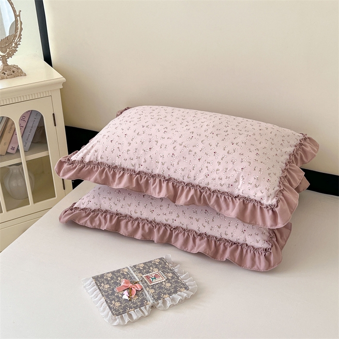 91家纺网 家纺一手货源 找家纺 圣比熊 2026新款A类云朵棉法式压花边枕套宿舍单人单只一只装枕芯48x74cm内胆套 花之恋-粉（法式压花边）