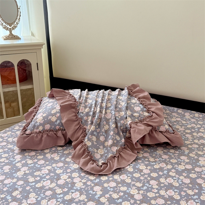 91家纺网 家纺一手货源 找家纺 圣比熊 2026新款A类云朵棉法式压花边枕套宿舍单人单只一只装枕芯48x74cm内胆套 云裳花谷（法式压花边）