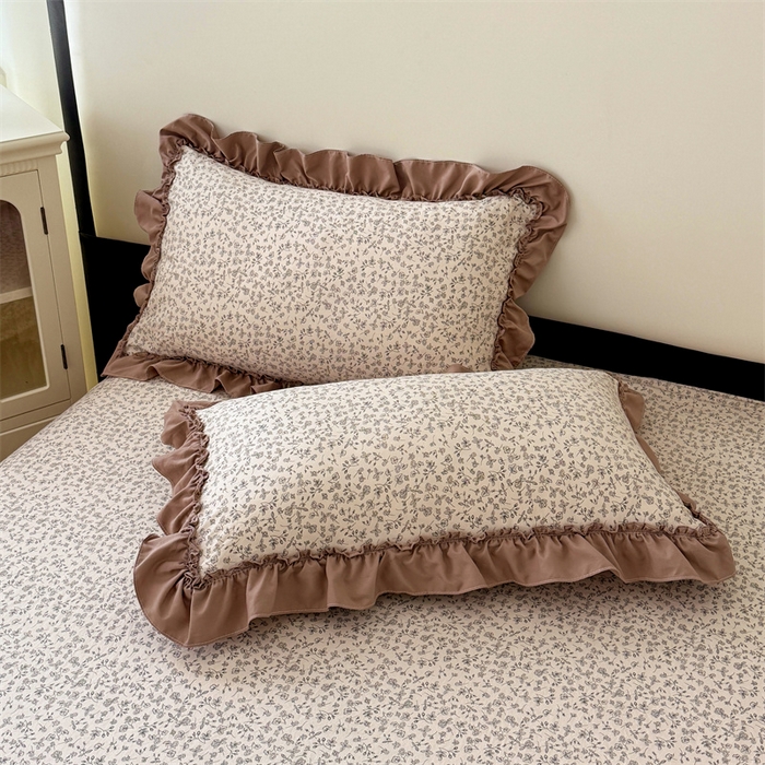 圣比熊 2026新款A类云朵棉法式压花边枕套宿舍单人单只一只装枕芯48x74cm内胆套 柏林梦境-咖（法式压花边）