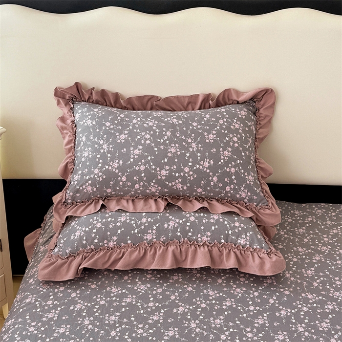 91家纺网 家纺一手货源 找家纺 圣比熊 2026新款A类云朵棉法式压花边枕套宿舍单人单只一只装枕芯48x74cm内胆套 玫瑰之约（法式压花边）