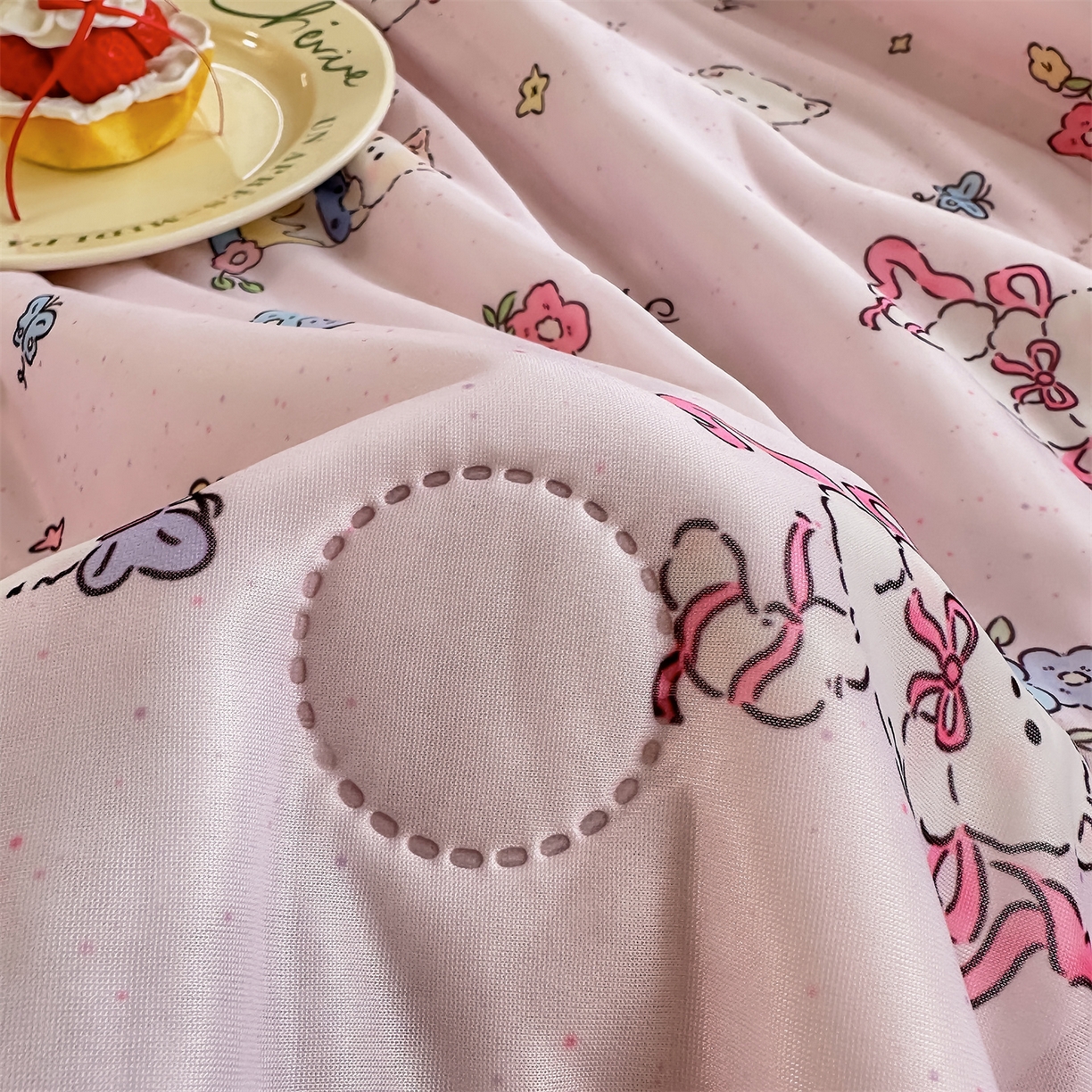 91家纺网 家纺一手货源 找家纺 （总）欣宜家纺 2026新款母婴级卡通冰淇淋夏被夏凉空调冰丝薄款被芯可机洗凉感丝冰皮被子 被子被芯